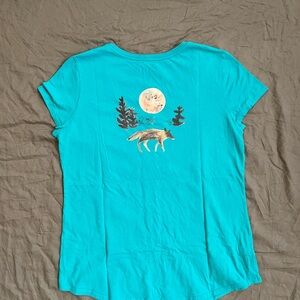 Patagonia Vintage Graphic T-Shirt with Wolf and Moon Design